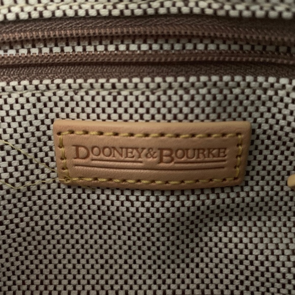 New Dooney and Bourke Mini Short Shoulder Bag - Picture 4 of 5